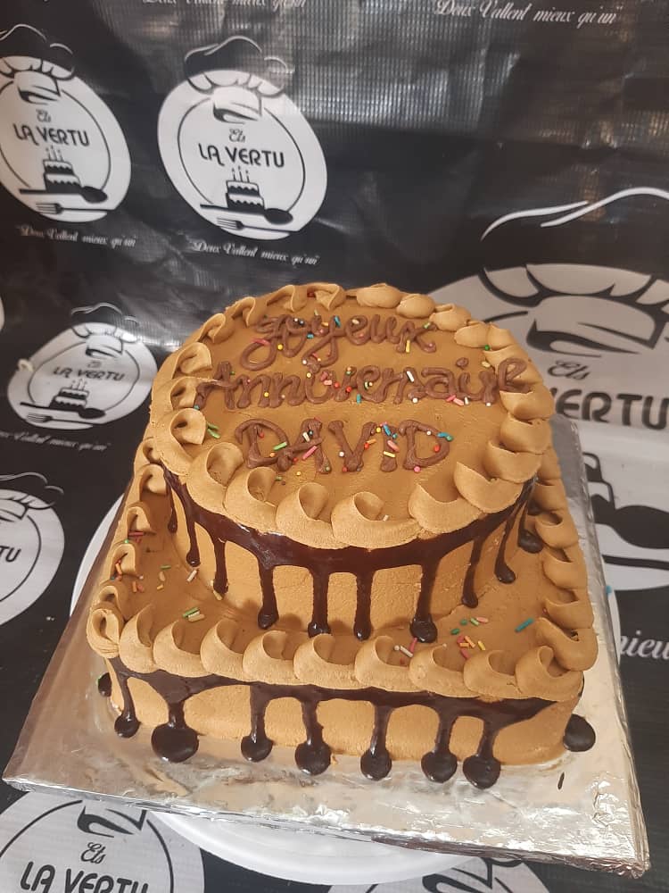 Gateau en fome barbie