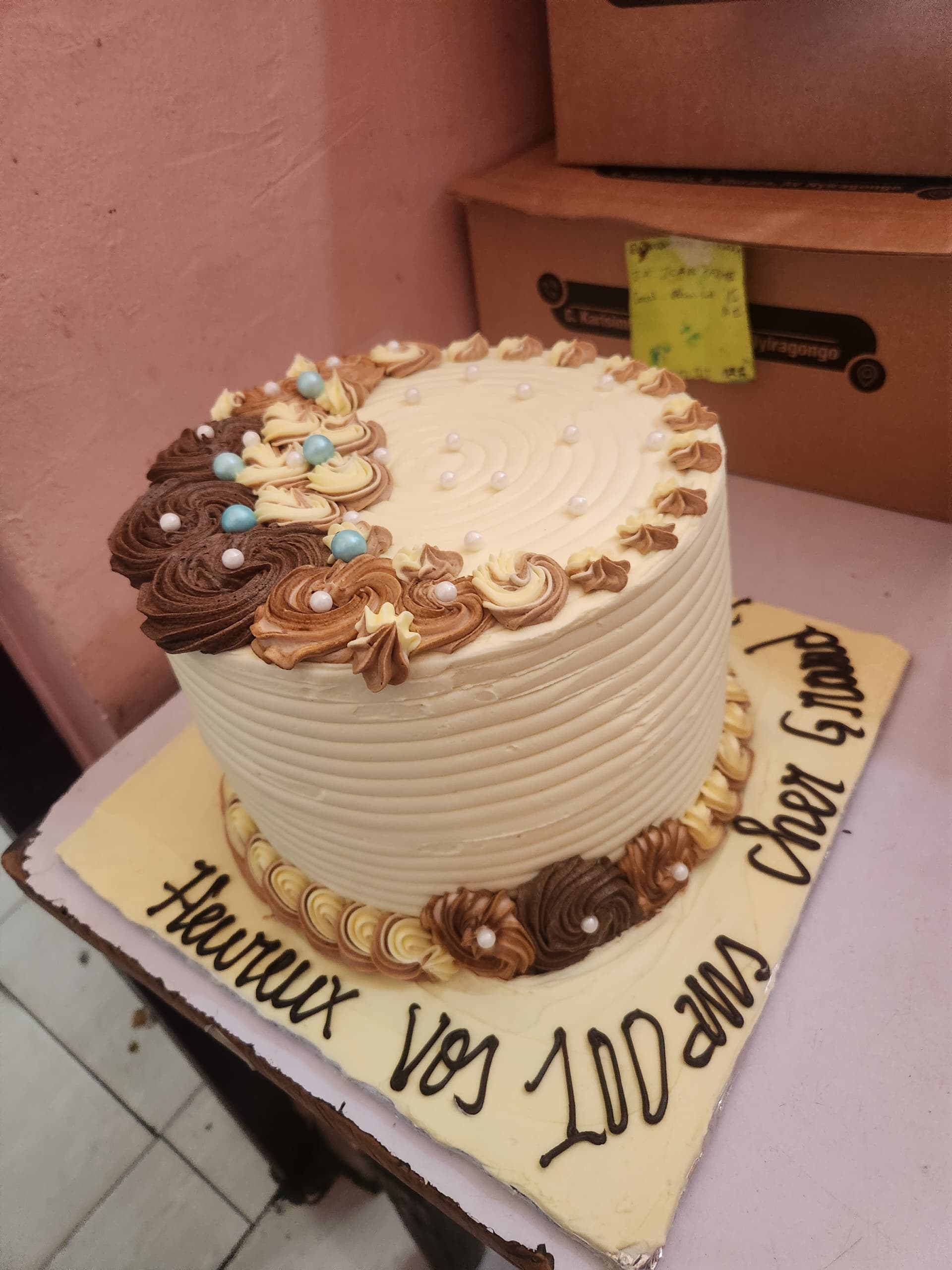 Gateau en fome barbie